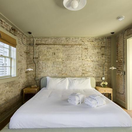 Historic B&B King Suite- Walk To King Charleston Exterior foto